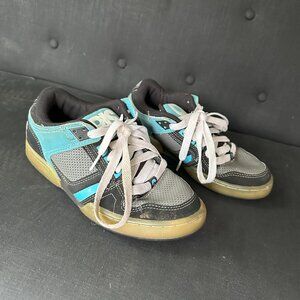 VINTAGE Osiris Skate Shoes